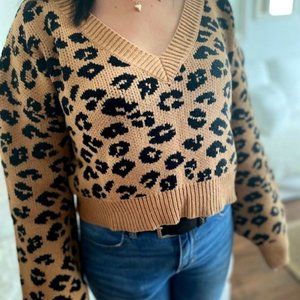 Leopard Sweater Size M New with tags by Wild Honey